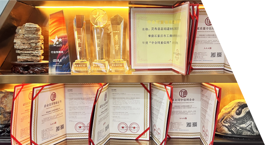 把公司做小，把產(chǎn)品做精 <br>把市場(chǎng)做大，把服務(wù)做好